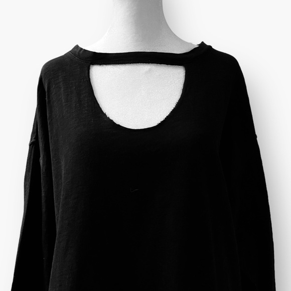 Peace Love World Long Sleeve Cut Out Tee. Black. Size 1X. - Picture 2 of 15